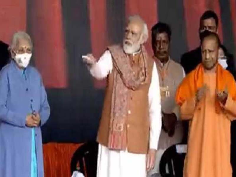 PM lays foundation of Dhyan Chand Sports varsity