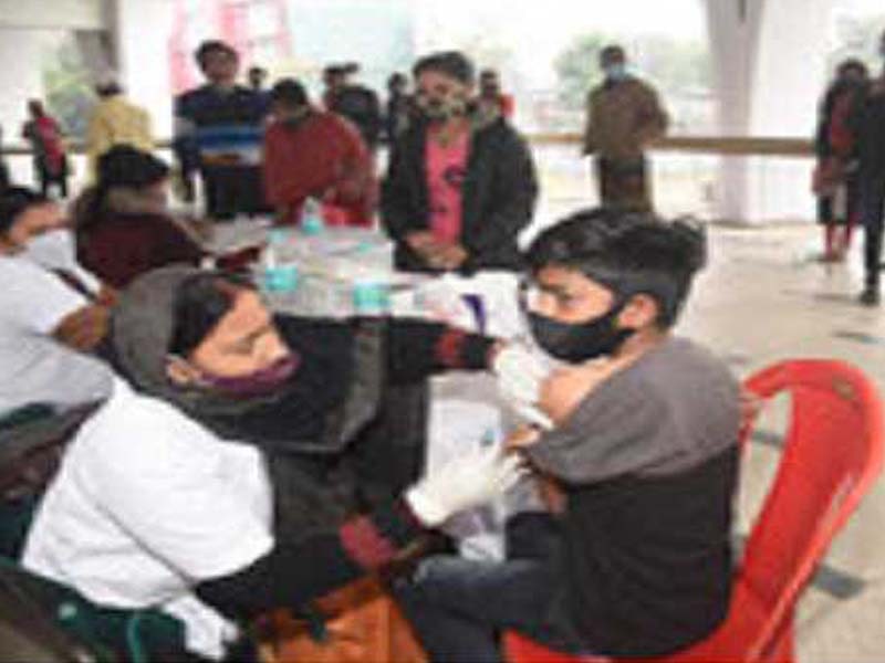 India records 1,94,720 new Covid cases
