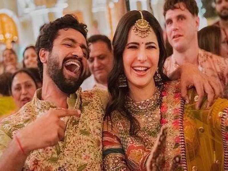 Love blossoms in Bollywood as actors get all mushy with partners