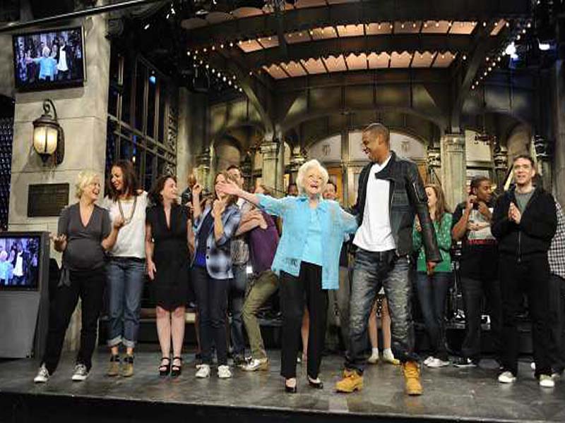 Saturday Night Live to pay tribute to acting and comic legend Betty White