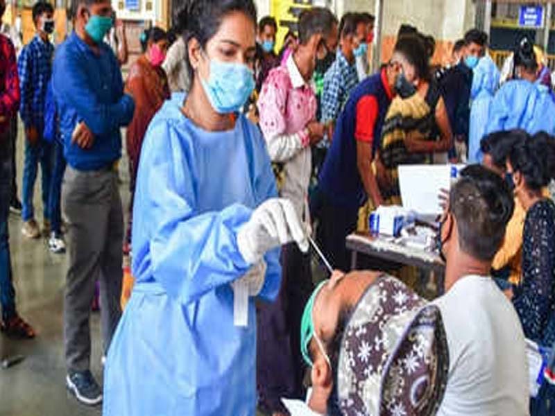 Maharashtra under third wave of COVID-19: Min Tope