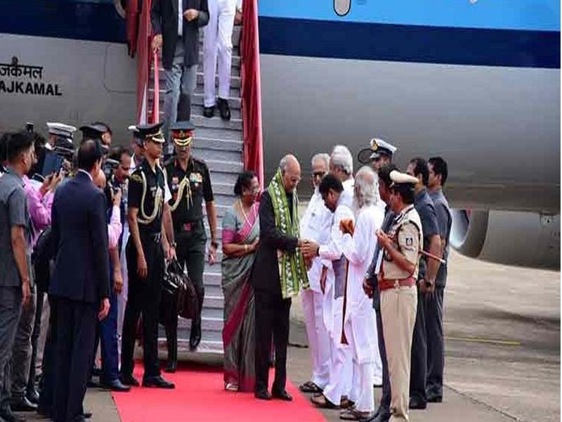 President Ramnath Kovind arrives Bhubaneswar on a two-day visit to Odisha