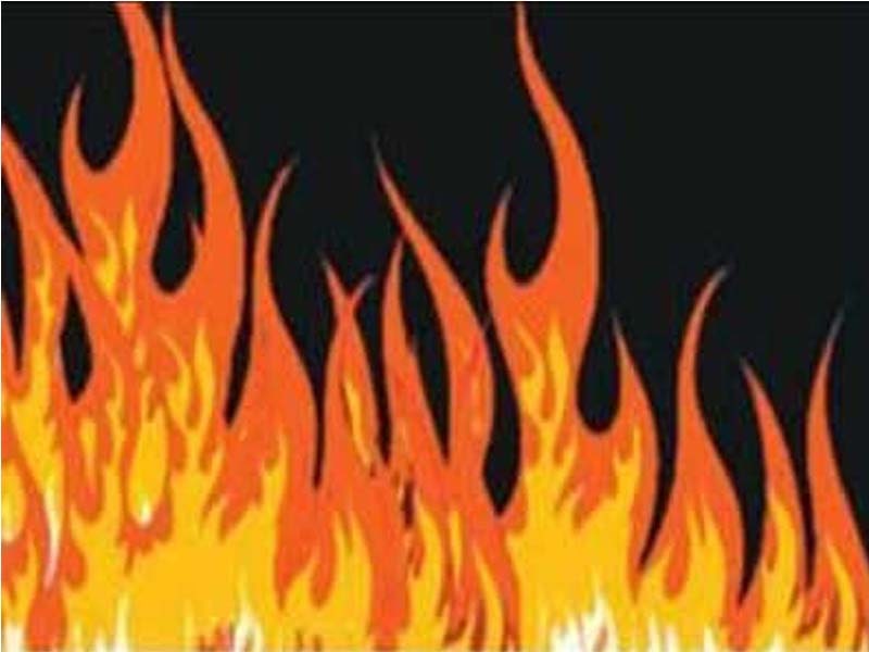 Fire breaks out in high-rise residential building in Mumbai