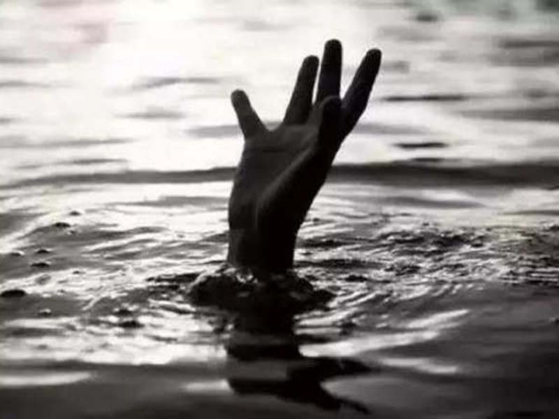 Youth drowns in the tank in Kolhapur