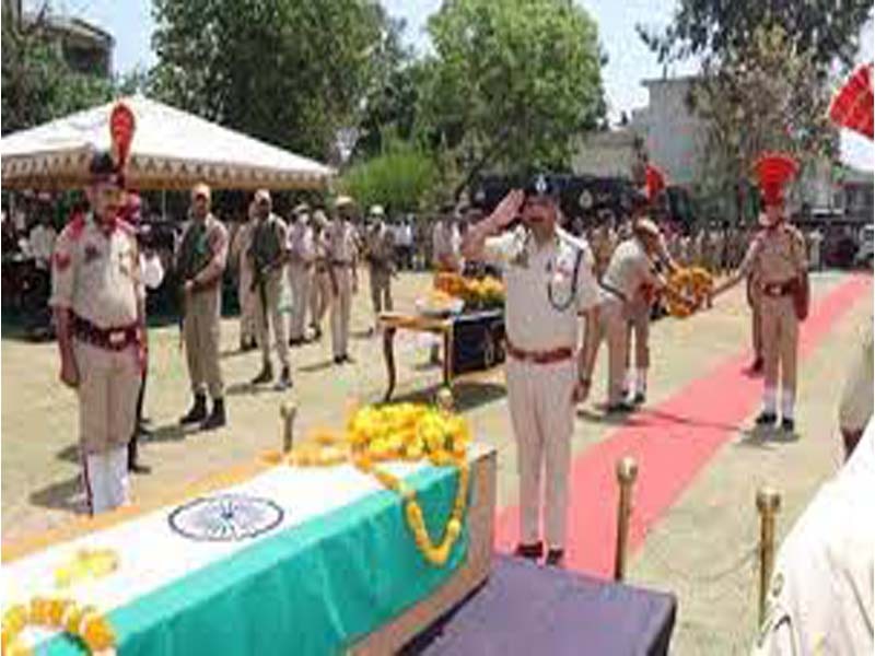 Jammu Gunfight: J&K DGP, senior officers pay floral tributes to CISF ASI