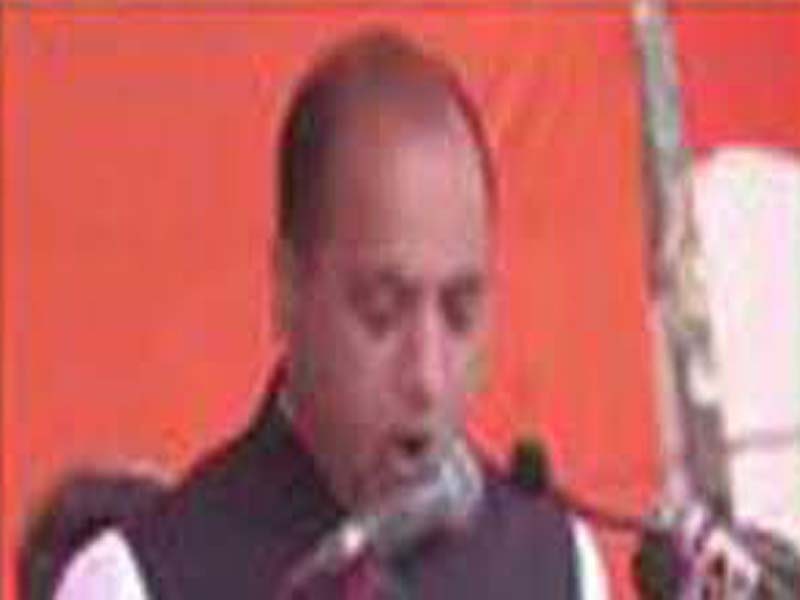 Providing freebies, HP gives 50 pc travel discount to women