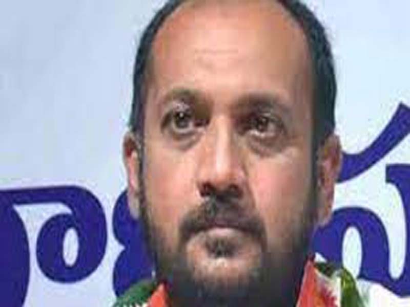 Create job opportunities to minority youth : Cong demands TRS govt