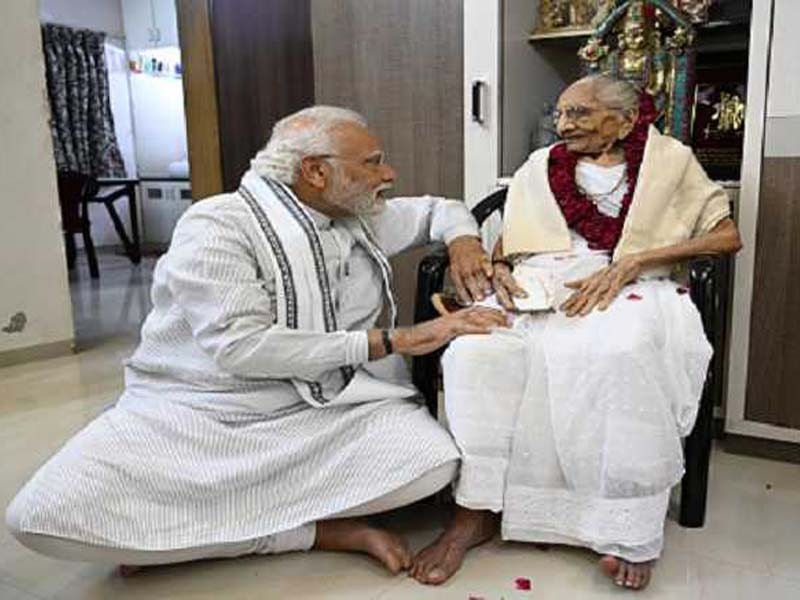 Bangladesh Foreign Minister sends birthday greetings to PM Modi’s mother