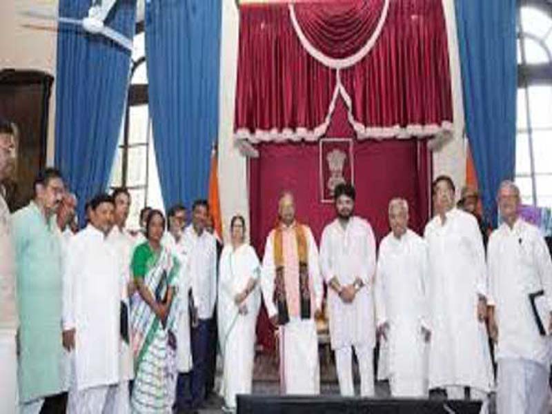 Mamata expands ministry, Babul Supriyo inducted into the cabinet