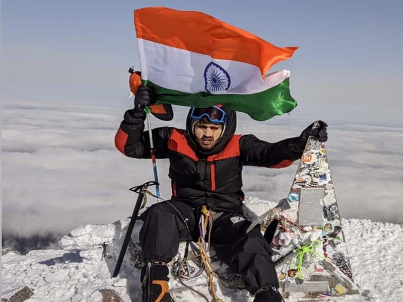 Haryana Governor congratulates Bhukya for scaling Mount Elbrus, Russia