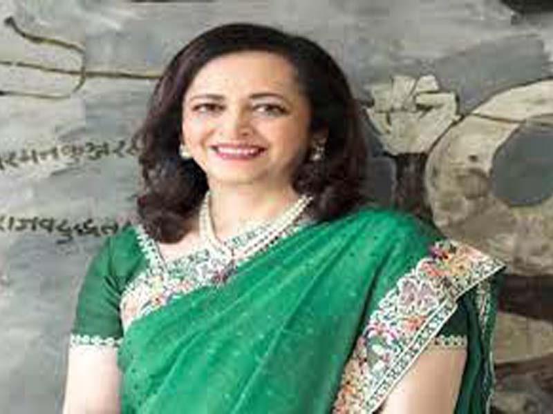 Dr. Swati Piramal conferred with the ‘Highest French Civilian Distinction’ award