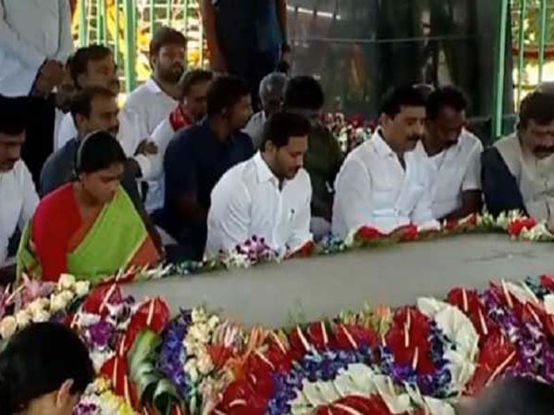 AP CM pays tributes to Y S Rajasekhara Reddy on his 13th death anniversary