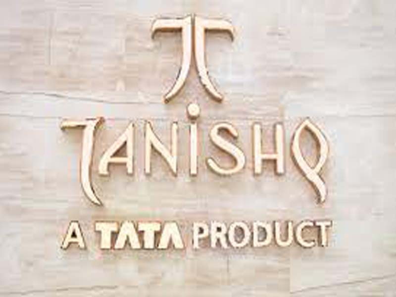 Tanishq unveils Chozha collections for the festive season