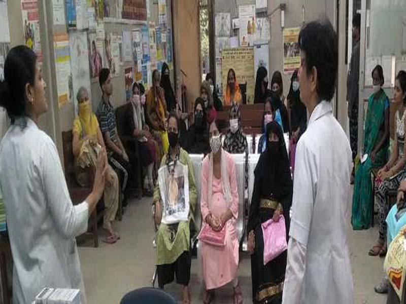 India logs 6,422 new Covid cases
