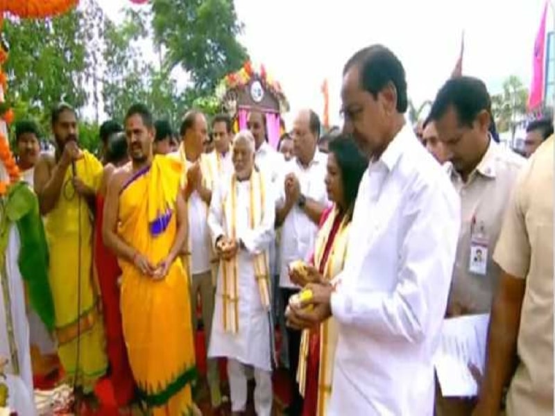 Hyderabad Airport Exp Metro’s foundation stone is laid by KCR