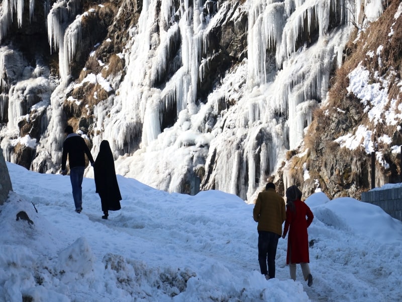 Mercury dips again in Kashmir, with Gulmarg reaching -5.5 degrees Celsius