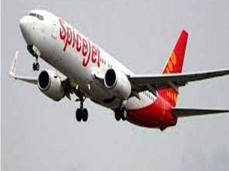 Due to a technical issue, a SpiceJet flight destined for Nashik returns to RGIA.