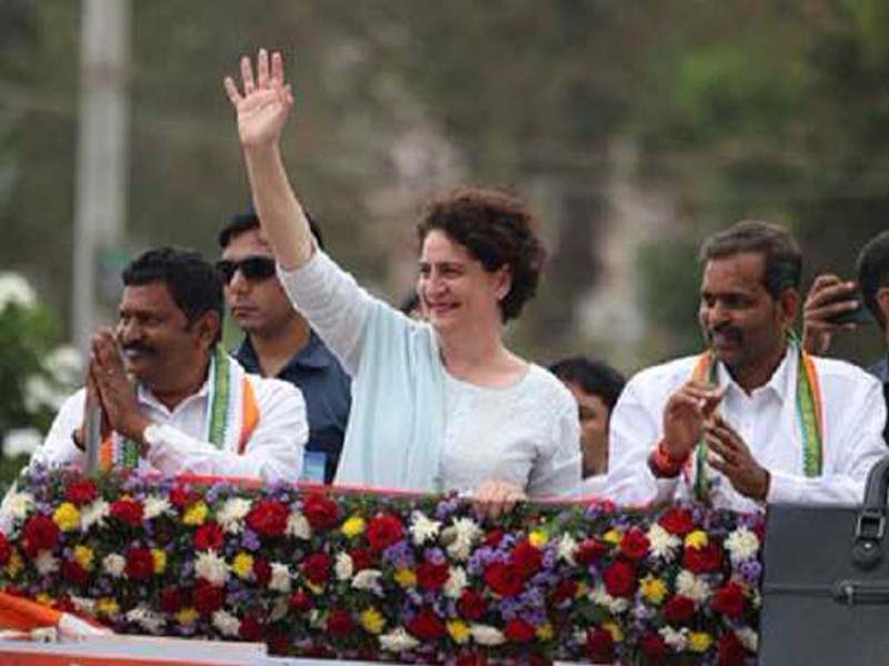 Elections in Karnataka: Priyanka Gandhi Vadra holds a roadshow close to Mysuru