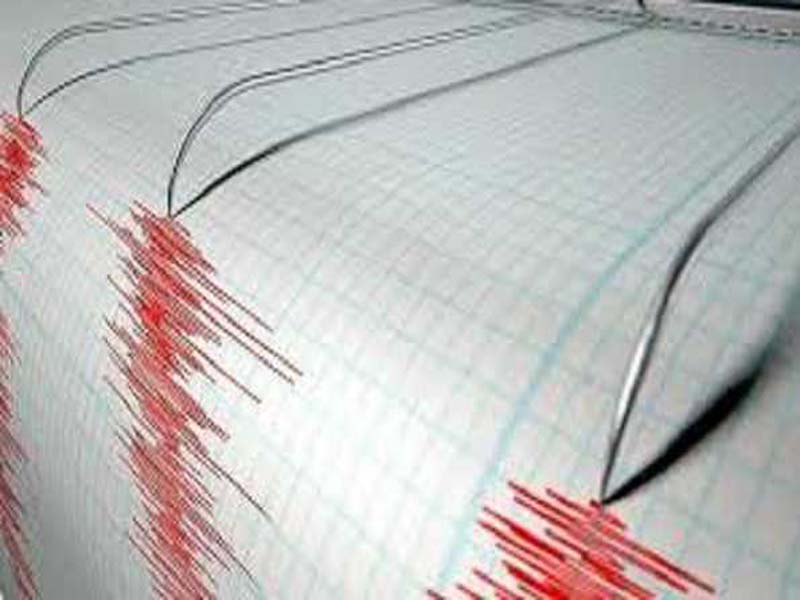 An earthquake of magnitude 6.2 shakes eastern Indonesia