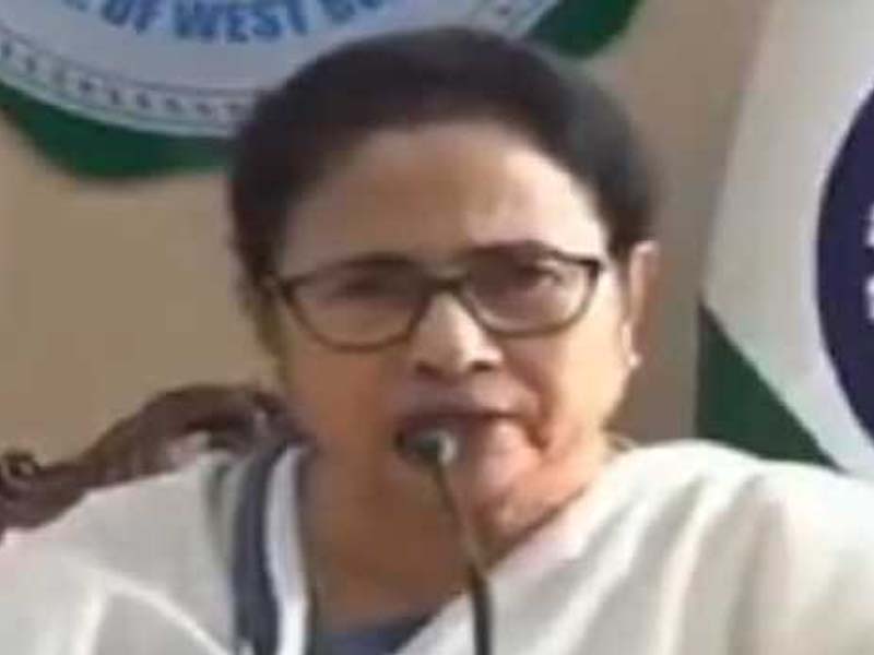 Mamata asks Legislators for sit-in outside Pratichi at Santiniketan to protest eviction