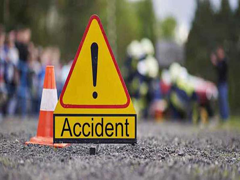 UP: Three people perish in a car crash in Hardoi
