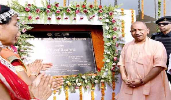 Yogi prays at the Maa Pateshwari temple for the welfare of UP