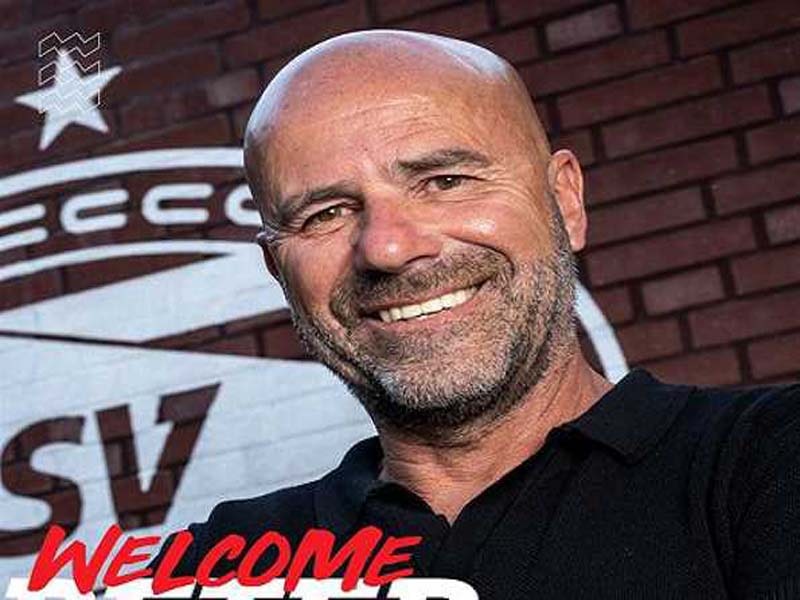 Bosz is the new head coach for PSV.