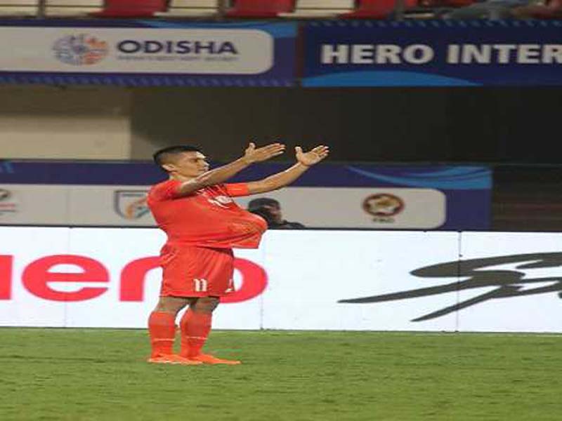 Soon-to-be Father Sunil Chhetri scores India’s 86th goal.