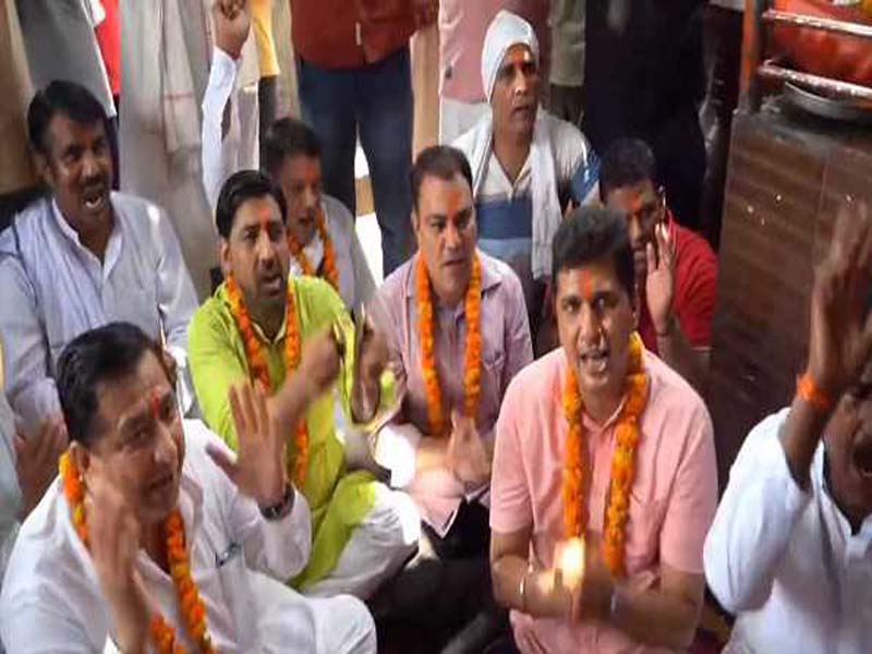 In a letter to LG, Saurabh Bhardwaj requests that the temple’s destruction be halted.