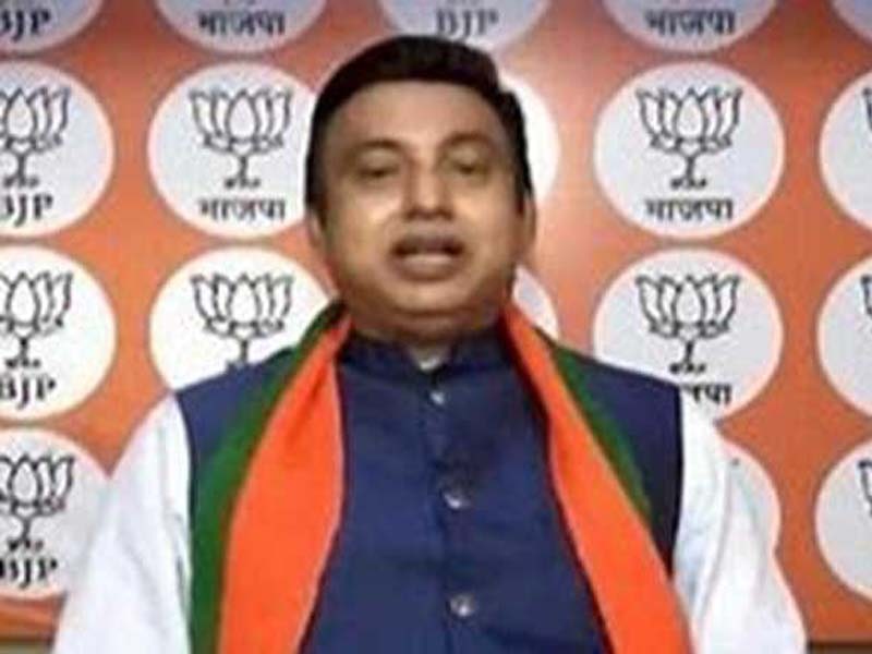 Regarding the ‘note for vote’ case against Revanth, Zaffar Islam questions KCR’s silence.