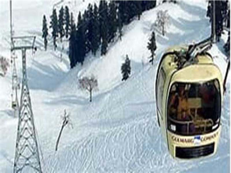 This year, over 9 lakh visitors enjoy a Gondola ride in Gulmarg.