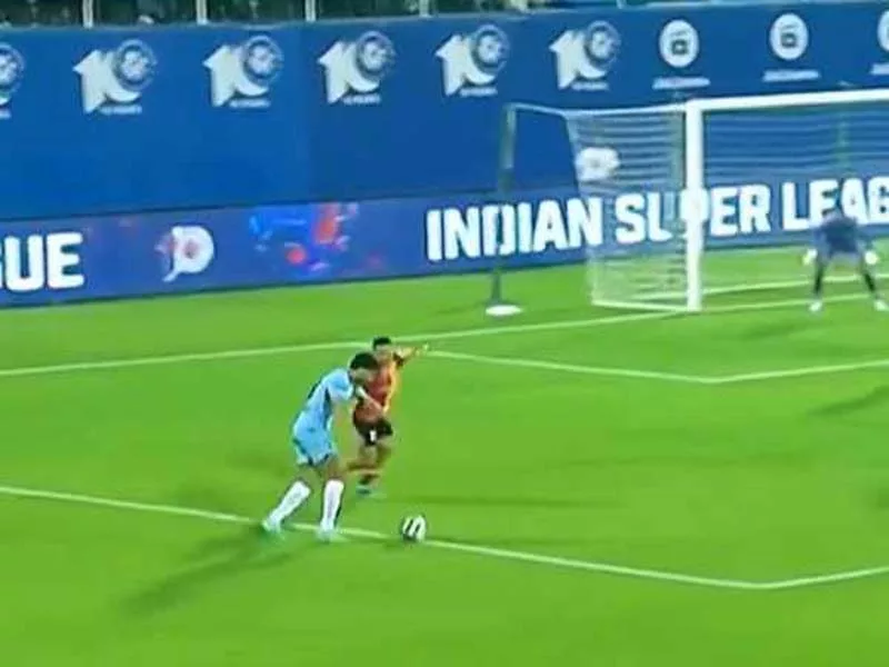 East Bengal FC defeats Mumbai City FC goallessly and comes back with a point.