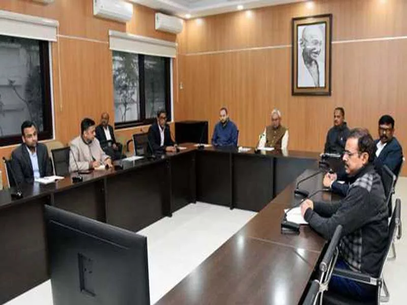 Covid: Nitish directs officials in Bihar to raise RTPCR testing