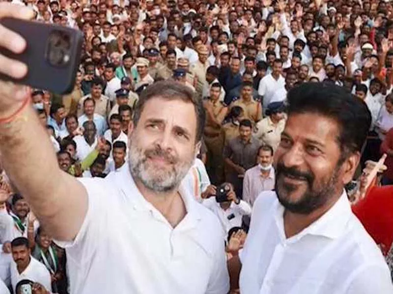 Raul lauds Telangana Chief Minister and his group.