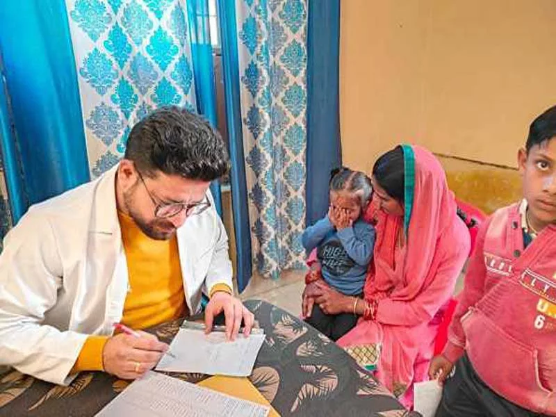 More than 450 patients receive medical care at the Indian Army’s Akhnoor camp in Jammu.