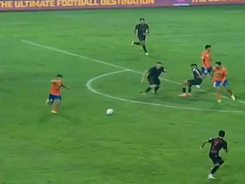 In the ISL, FC Goa and Mumbai City FC draw goalless.