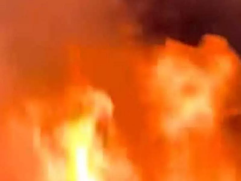 A large fire breaks out in a Hyderabad apartment.