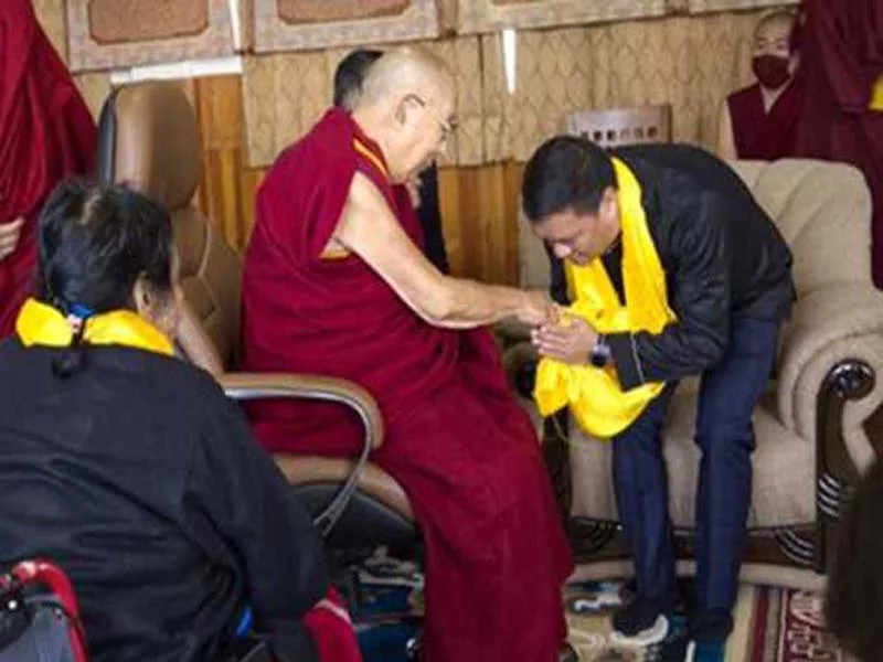 Khandu takes part in the Bodh Gaya International Buddhist Program.