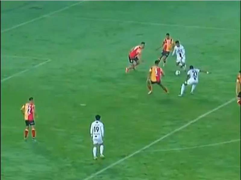 In the ISL, East Bengal FC and Odisha FC draw goalless.