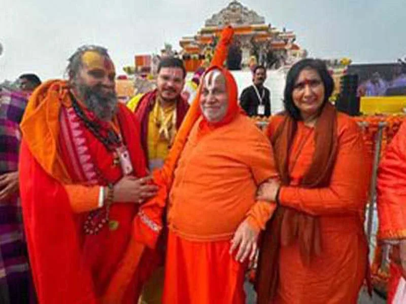 My circumstances are identical to those of Vashisth Rishi: Rambhadracharya following Consecration