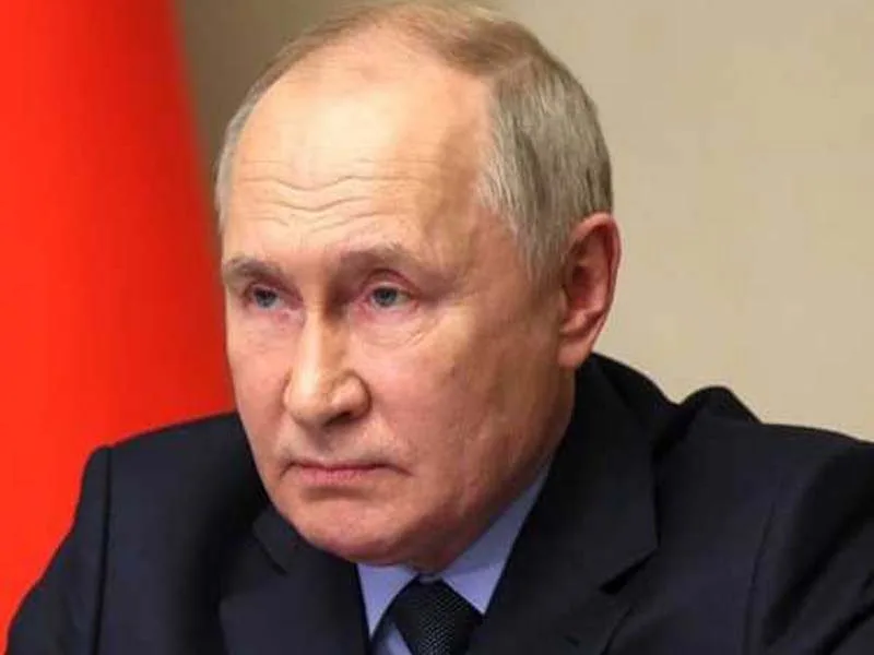 Putin of Russia will meet in Moscow with the president of Chad.