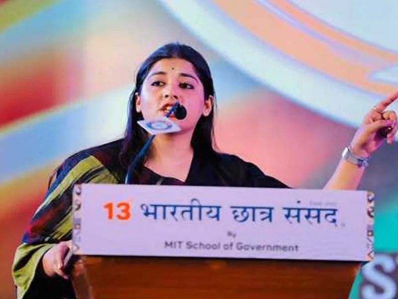 J&K is represented by Nandita Jamwal, a Jammu girl, at the Bhartiya Chhatra Sansad in Pune.