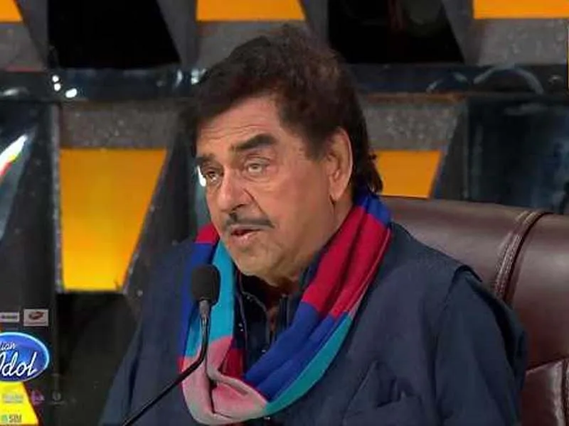 If somebody in the real meaning of the word suddenly became famous after years, it would be Sonakshi: Shatrughan