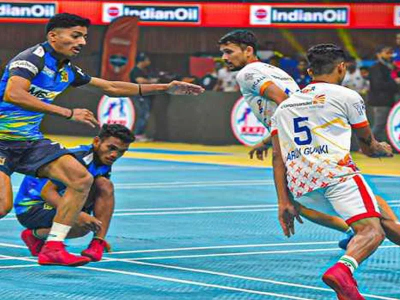 Gujarat Giants and Chennai Quick Guns will square off in the Ultimate Kho Kho final.