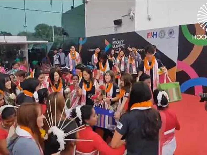 Arriving in Ranchi for the FIH Hockey Olympic Qualifiers are Japan and New Zealand.
