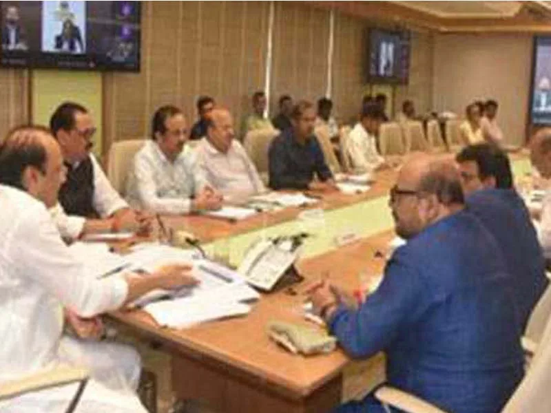 In Jalgaon, a number of influential people, including former Sarpanches and ex-corporators, join the Ajit Pawar Group (NPP).
