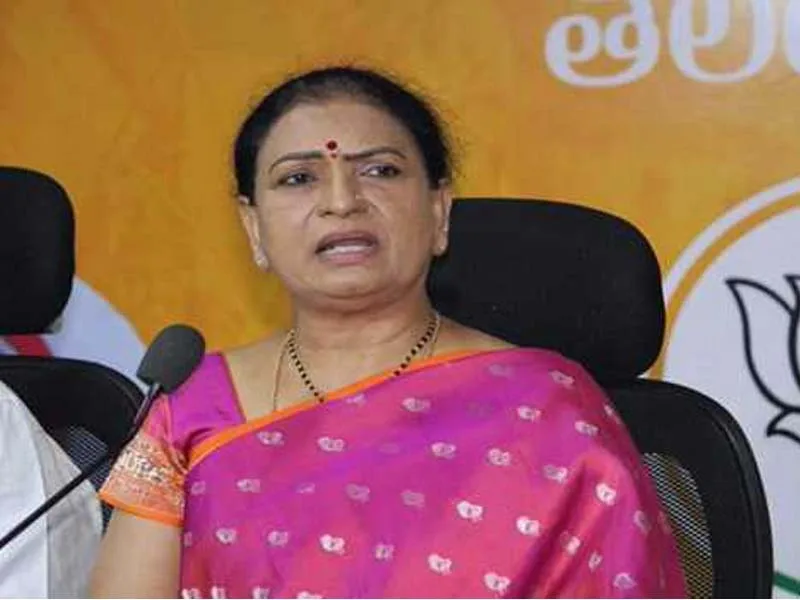 Demanding a CBI investigation, BJP’s DK Aruna claims a massive scam in the Kaleswaram project.