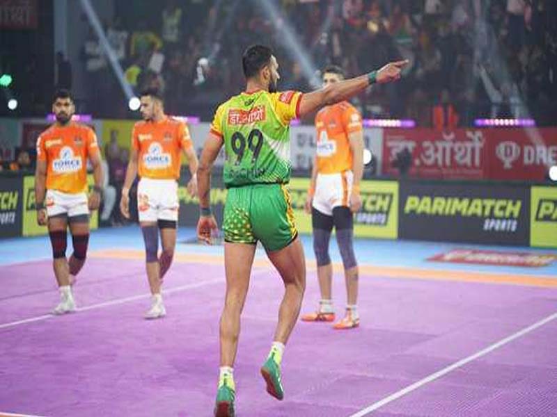 The Patna Pirates and Puneri Paltan battle to a thrilling 32-32 draw.