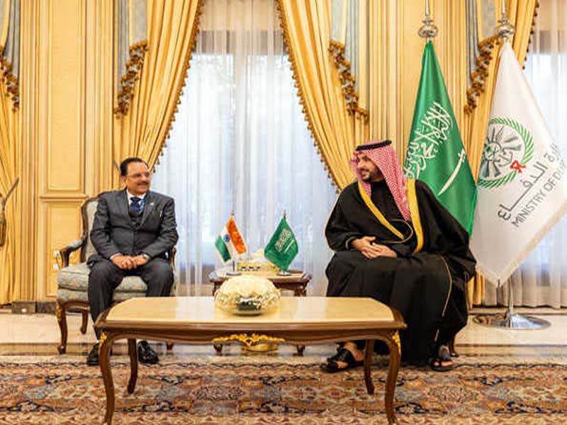 Saudi Arabia and India undertake talks to expand their bilateral cooperation in a variety of fields.