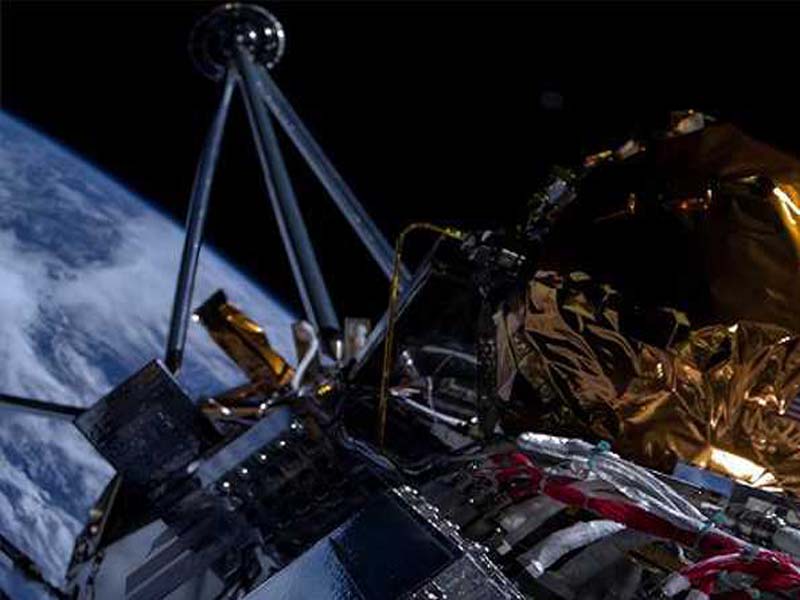 Moon landing by the US Odysseus mission, but feeble signal and unclear status